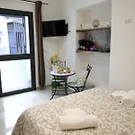 Casa Barbara 15-17